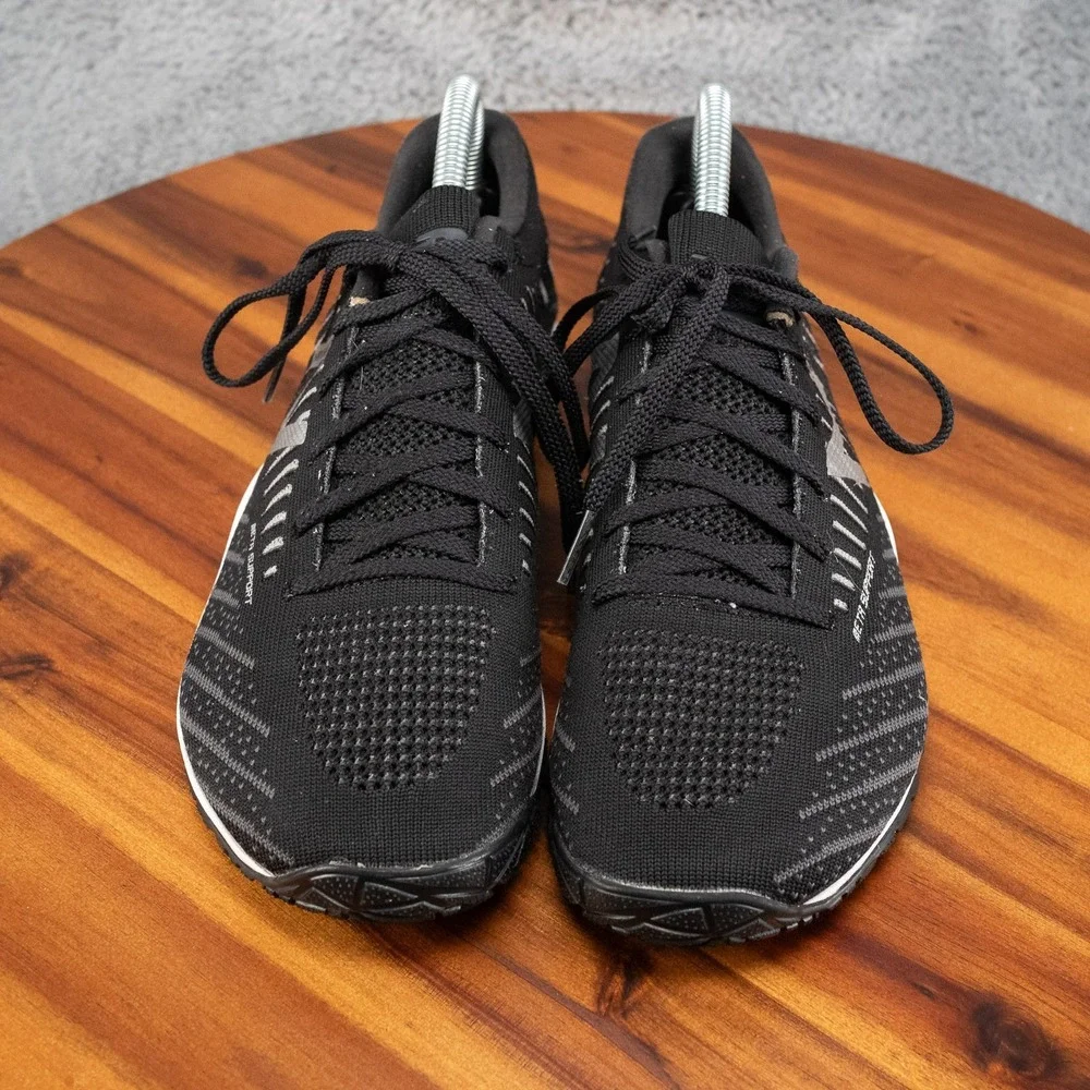 New Balance Minimus 20v7 Triple Black Athletic Barefoot Sneakers Mens 7.5 D